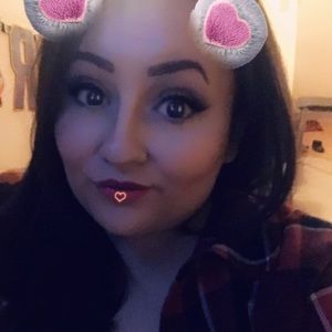 Meet your Posher, Christal